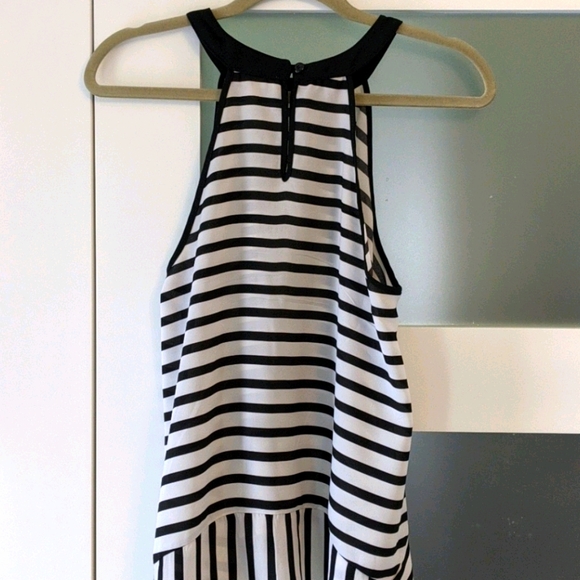 Black and white striped tank top - Picture 4 of 4
